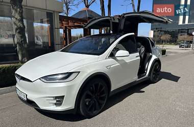 Внедорожник / Кроссовер Tesla Model X 2016 в 
