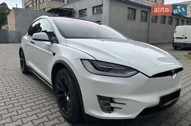 Внедорожник / Кроссовер Tesla Model X 2017 в 