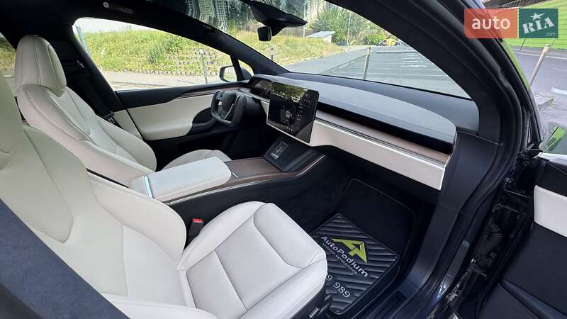 Внедорожник / Кроссовер Tesla Model X 2022 в Киеве