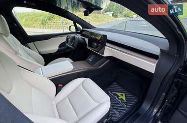 Позашляховик / Кросовер Tesla Model X 2022 в 