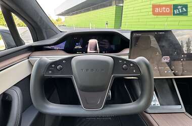 Позашляховик / Кросовер Tesla Model X 2022 в 