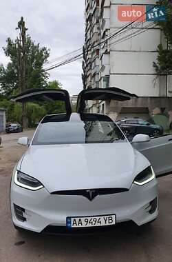 Внедорожник / Кроссовер Tesla Model X 2016 в Киеве