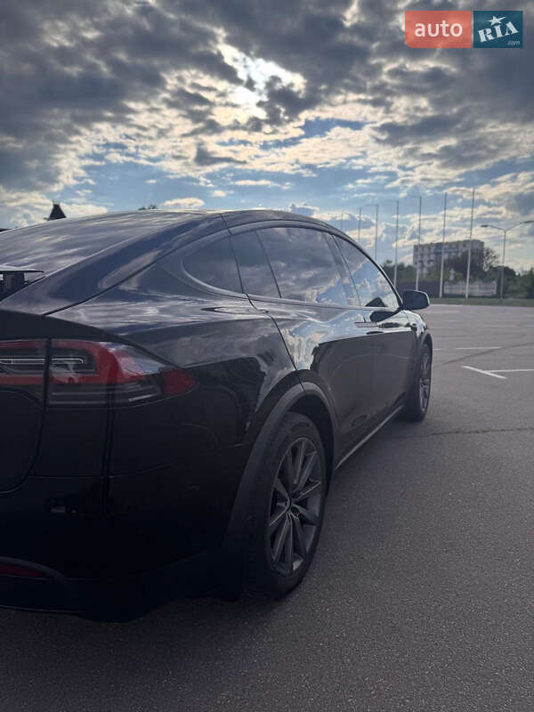 Позашляховик / Кросовер Tesla Model X 2020 в Києві