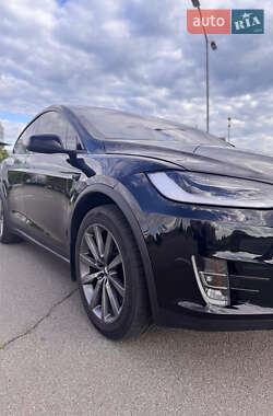 Внедорожник / Кроссовер Tesla Model X 2020 в 