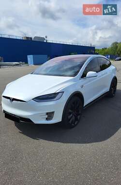 Внедорожник / Кроссовер Tesla Model X 2018 в 