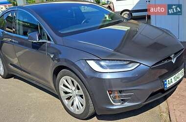 Внедорожник / Кроссовер Tesla Model X 2018 в 