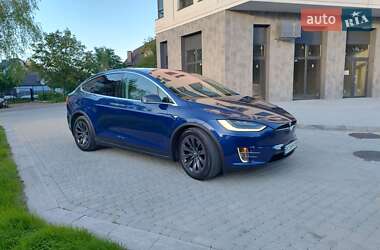 Позашляховик / Кросовер Tesla Model X 2018 в Львові