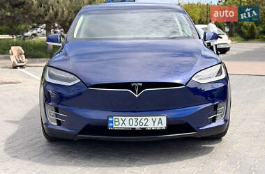 Внедорожник / Кроссовер Tesla Model X 2016 в 