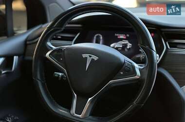 Внедорожник / Кроссовер Tesla Model X 2016 в 
