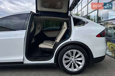 Внедорожник / Кроссовер Tesla Model X 2018 в 