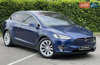 Внедорожник / Кроссовер Tesla Model X 2018 в 