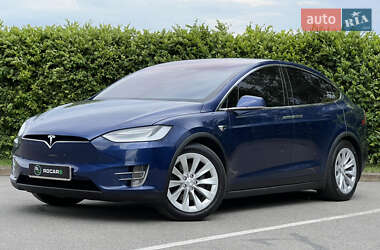 Внедорожник / Кроссовер Tesla Model X 2018 в 