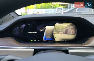 Позашляховик / Кросовер Tesla Model X 2022 в 