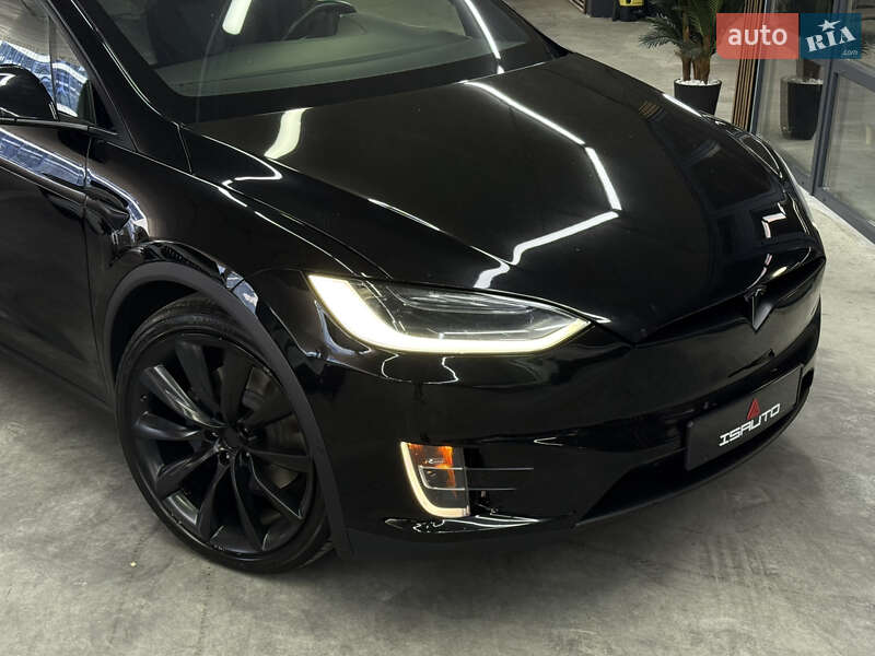 Внедорожник / Кроссовер Tesla Model X 2017 в Одессе