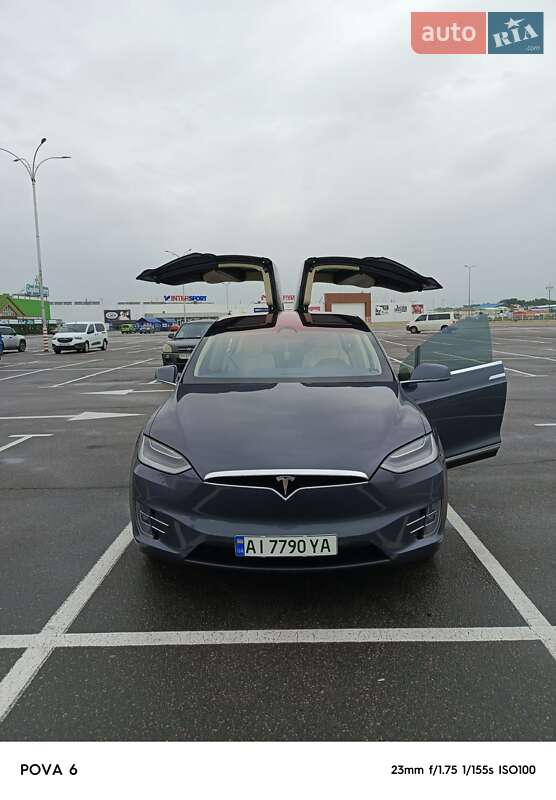Позашляховик / Кросовер Tesla Model X 2018 в Одесі