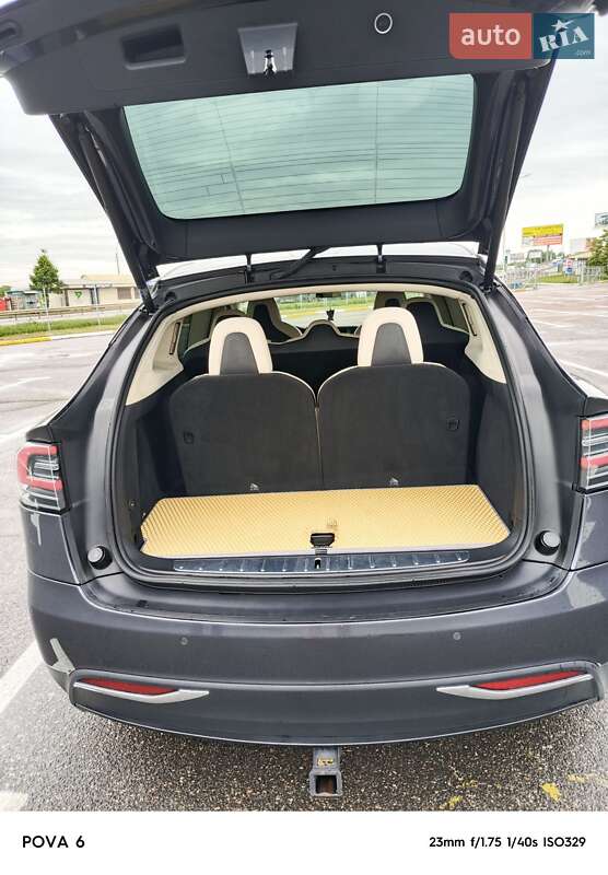 Позашляховик / Кросовер Tesla Model X 2018 в Одесі