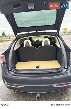 Внедорожник / Кроссовер Tesla Model X 2018 в 