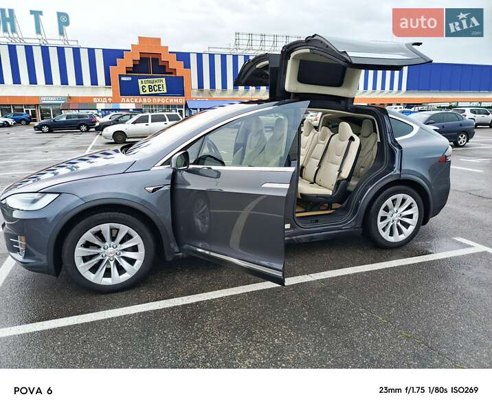 Позашляховик / Кросовер Tesla Model X 2018 в Одесі