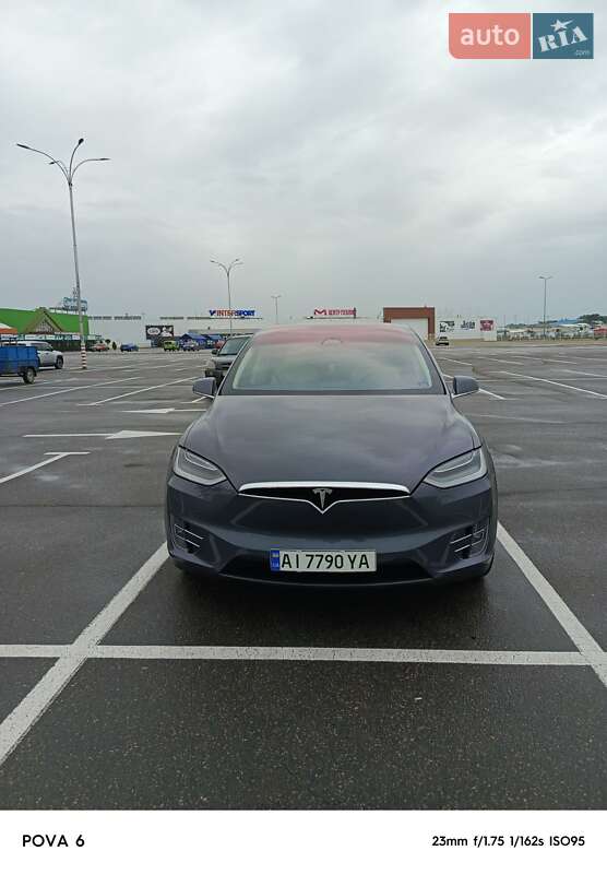 Позашляховик / Кросовер Tesla Model X 2018 в Одесі