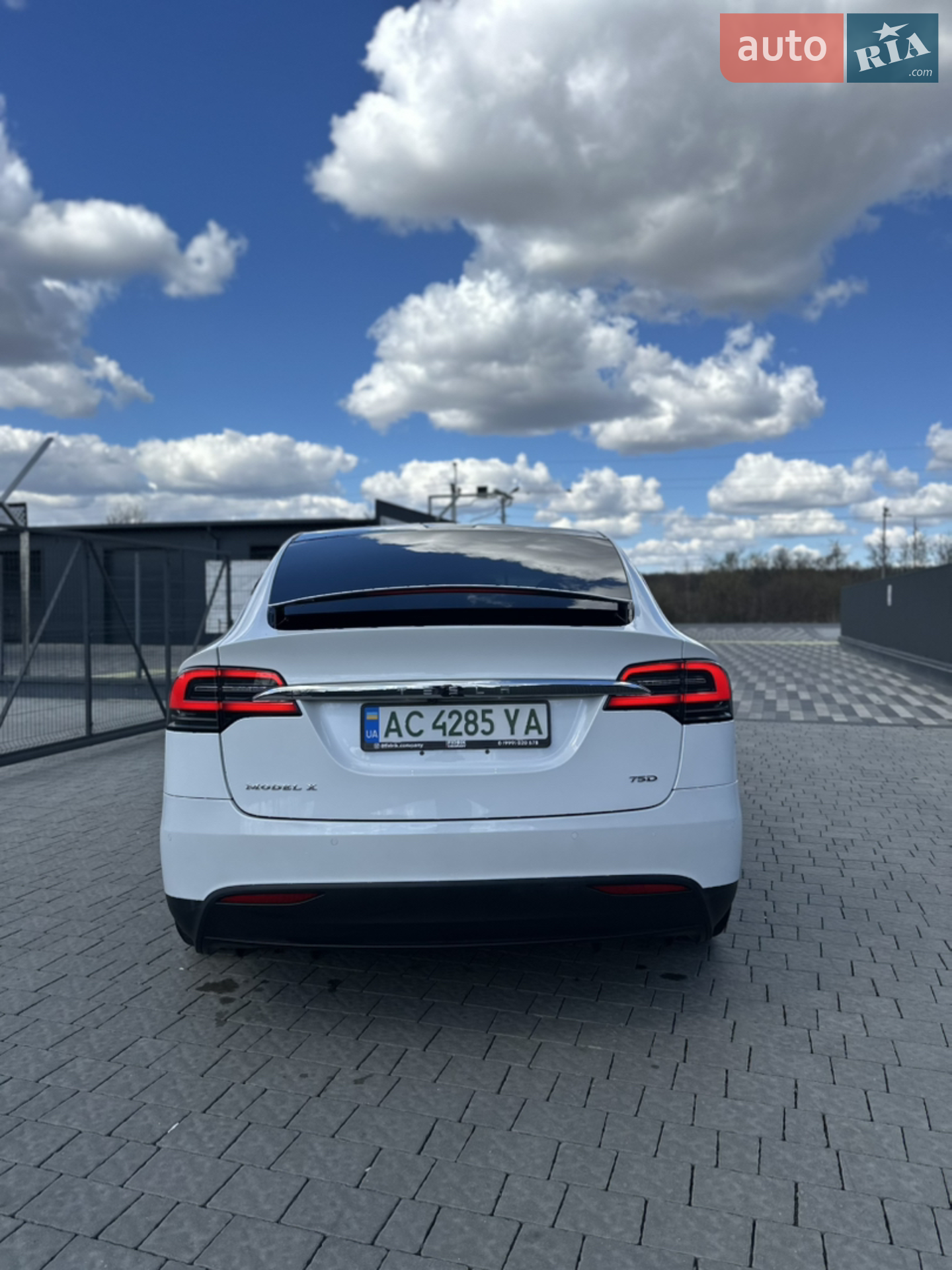 2017 Tesla Model X - мініатюра 6