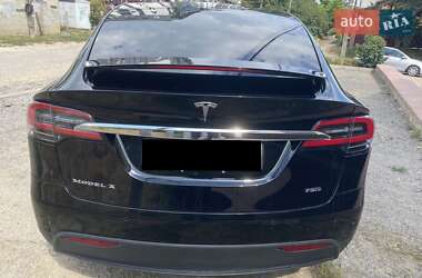 Внедорожник / Кроссовер Tesla Model X 2017 в 