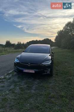 Внедорожник / Кроссовер Tesla Model X 2017 в Золочеве