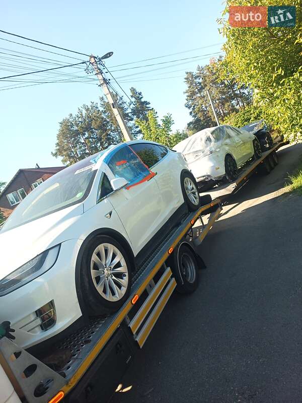 Позашляховик / Кросовер Tesla Model X 2020 в Києві фото 23 Позашляховик / Кросовер Tesla Model X 2020 в Києві
