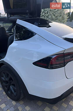 Позашляховик / Кросовер Tesla Model X 2023 в 