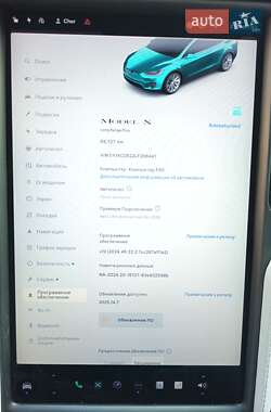 Позашляховик / Кросовер Tesla Model X 2020 в 