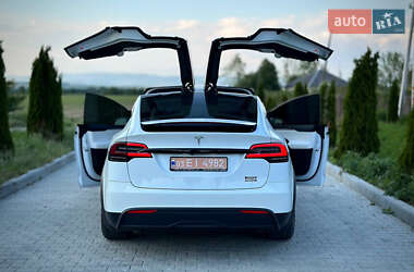 Внедорожник / Кроссовер Tesla Model X 2022 в 