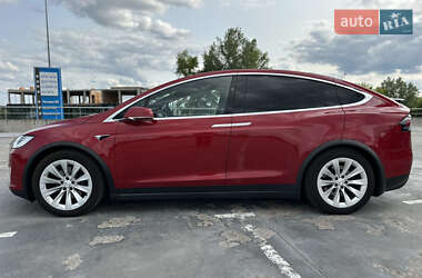 Внедорожник / Кроссовер Tesla Model X 2017 в 