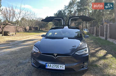 Внедорожник / Кроссовер Tesla Model X 2018 в 