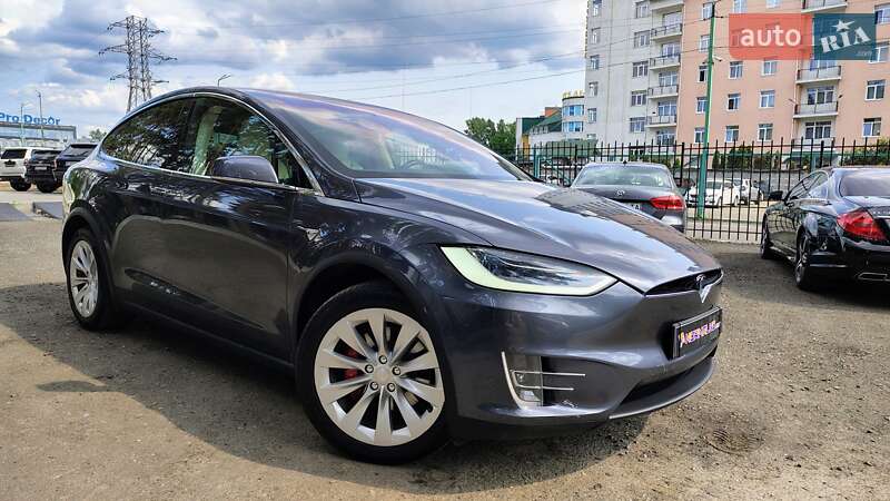 Позашляховик / Кросовер Tesla Model X 2018 в Києві