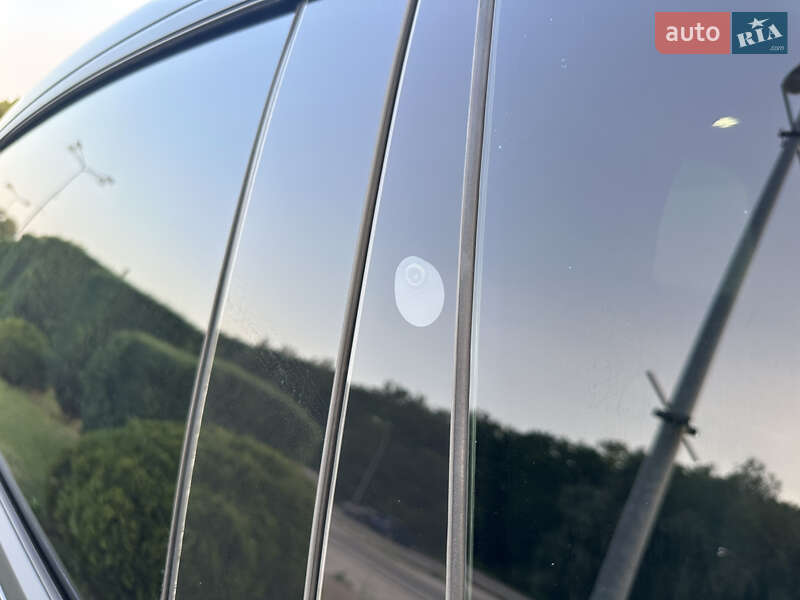 Позашляховик / Кросовер Tesla Model X 2017 в Дніпрі