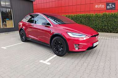 Позашляховик / Кросовер Tesla Model X 2019 в 