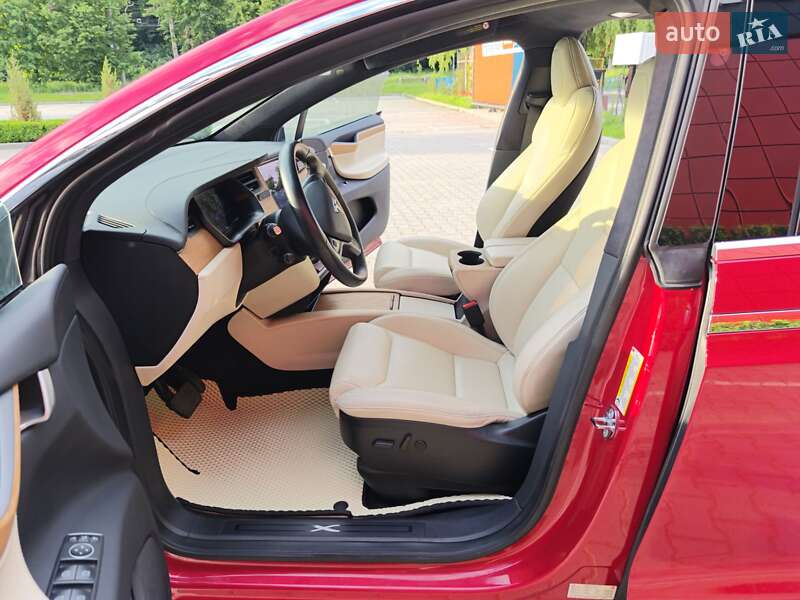 Внедорожник / Кроссовер Tesla Model X 2019 в Виннице