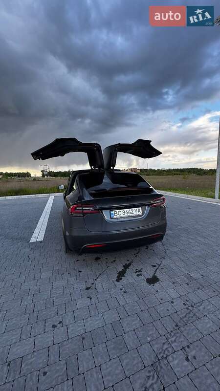 Позашляховик / Кросовер Tesla Model X 2020 в Львові