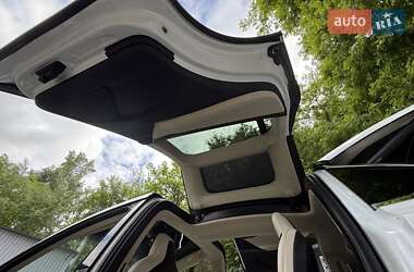 Внедорожник / Кроссовер Tesla Model X 2017 в 