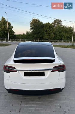 Внедорожник / Кроссовер Tesla Model X 2020 в 