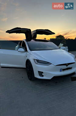 Внедорожник / Кроссовер Tesla Model X 2020 в 