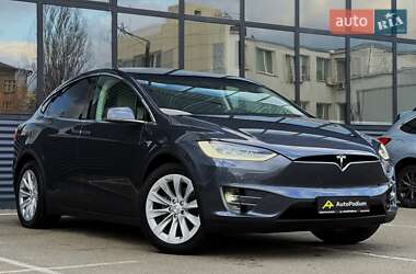 Внедорожник / Кроссовер Tesla Model X 2018 в 