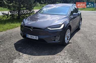 Внедорожник / Кроссовер Tesla Model X 2016 в 