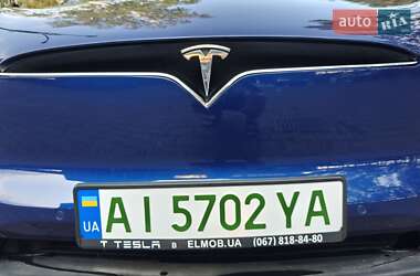 Внедорожник / Кроссовер Tesla Model X 2017 в 