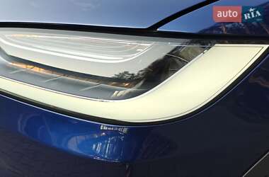 Внедорожник / Кроссовер Tesla Model X 2017 в 