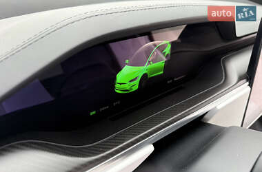 Позашляховик / Кросовер Tesla Model X 2022 в 