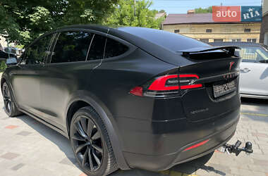 Позашляховик / Кросовер Tesla Model X 2018 в 