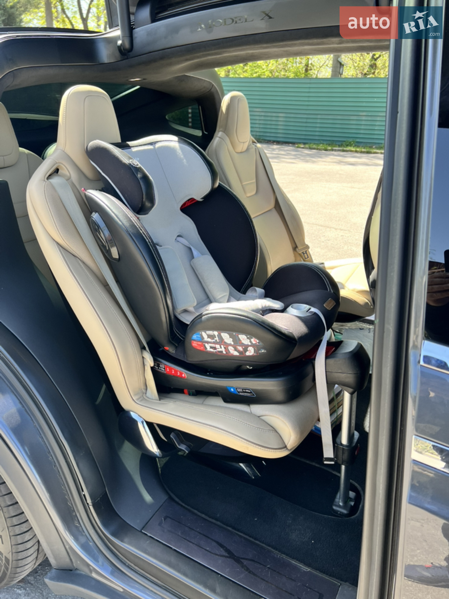 2016 Tesla Model X - мініатюра 11