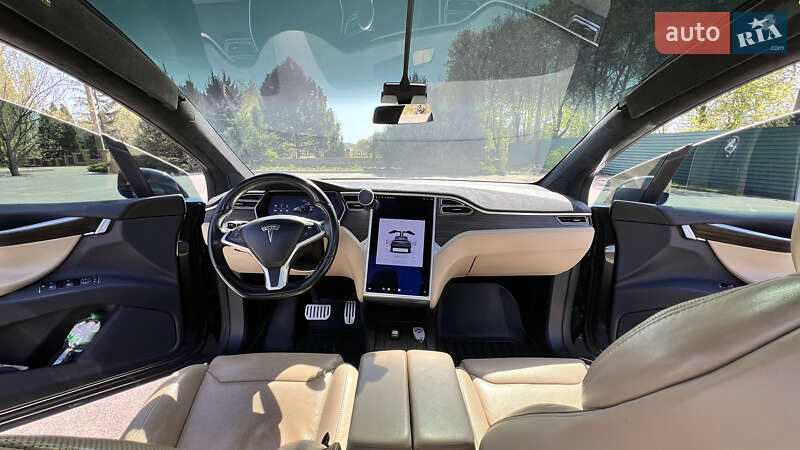 Позашляховик / Кросовер Tesla Model X 2016 в Харкові фото 9 Позашляховик / Кросовер Tesla Model X 2016 в Харкові