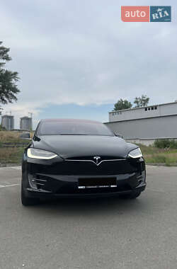 Позашляховик / Кросовер Tesla Model X 2020 в 