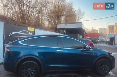 Внедорожник / Кроссовер Tesla Model X 2018 в 